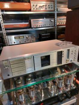 Preview: NAKAMICHI BX-125 E  Tape Deck in silber mit Dolby B+C ,  3 Motoren Japan 1985